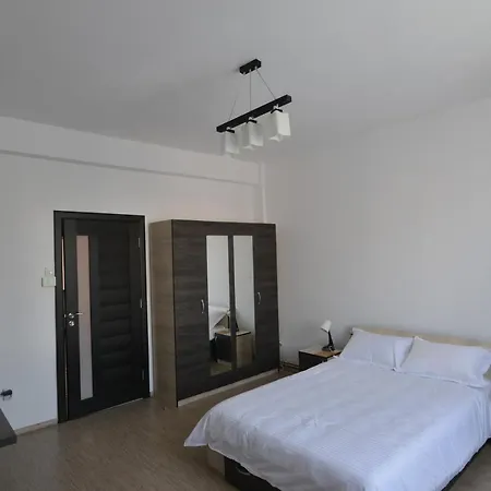Mary's In City Center Apartmán